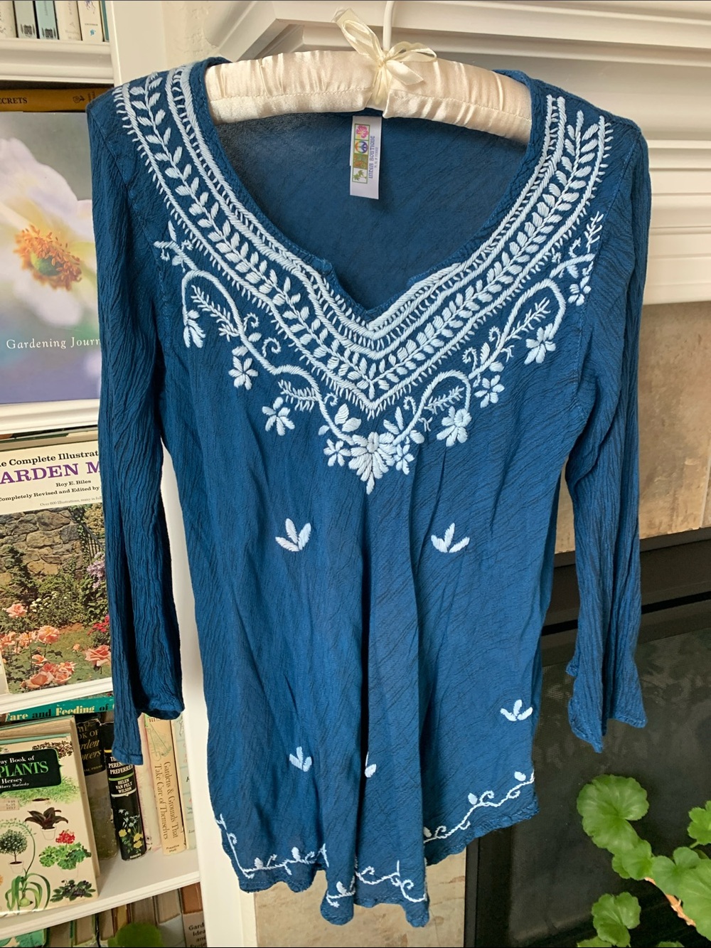 India Boutique  Long-Sleeve Embroidered V-Neck Tunic